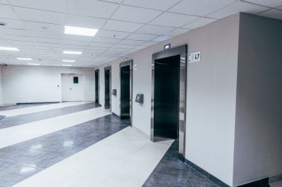 Commercial Lift Installation